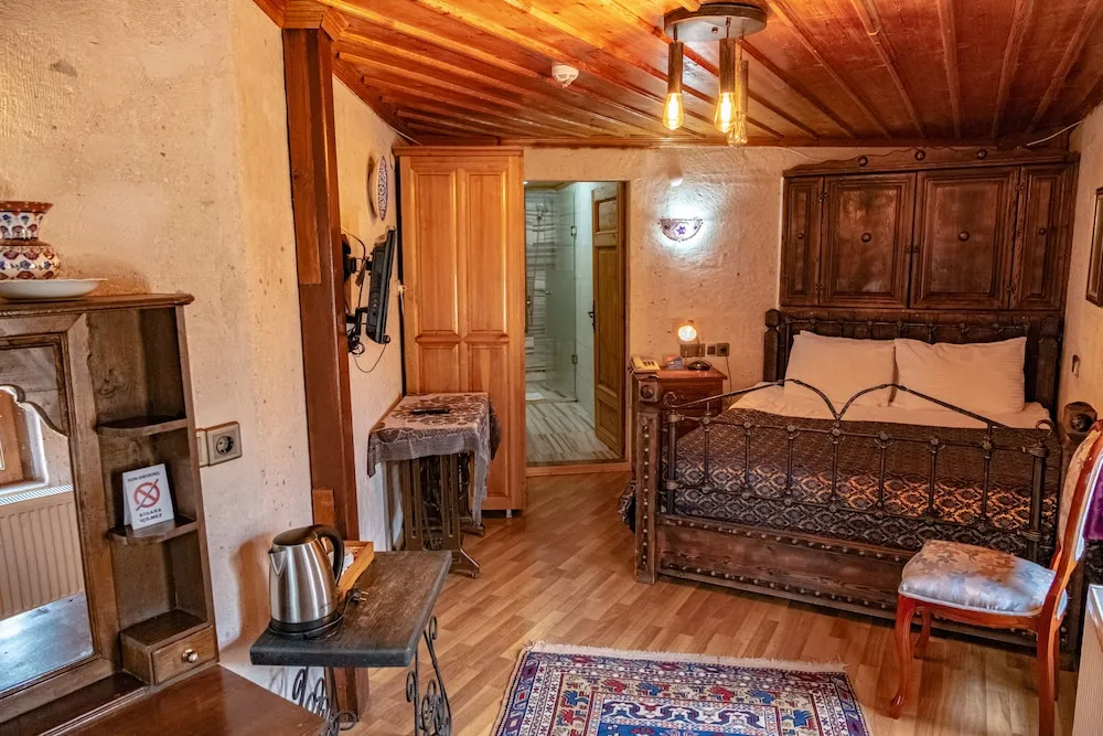 Deluxe Tek Büyük Yataklı Oda