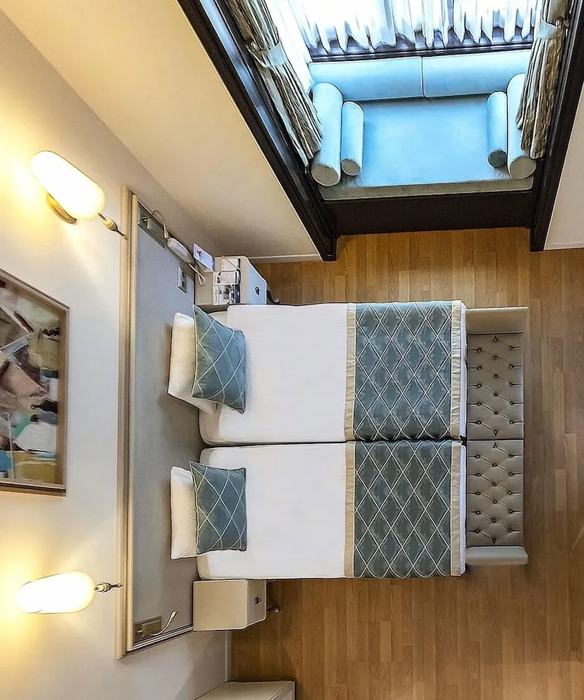 Club Duplex Room With Spa Bath