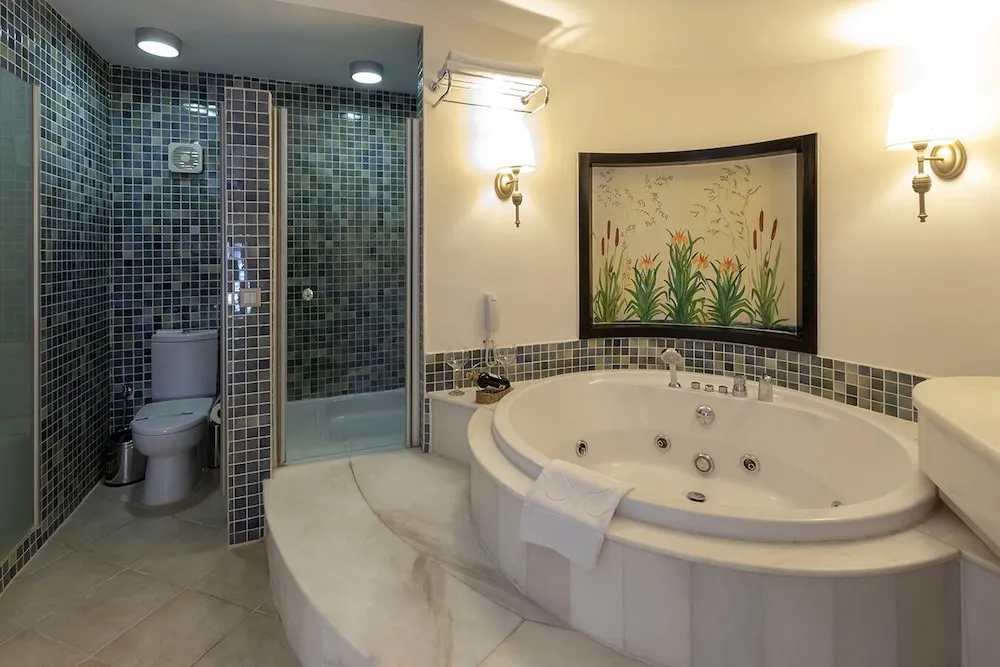 Club Duplex Room With Spa Bath