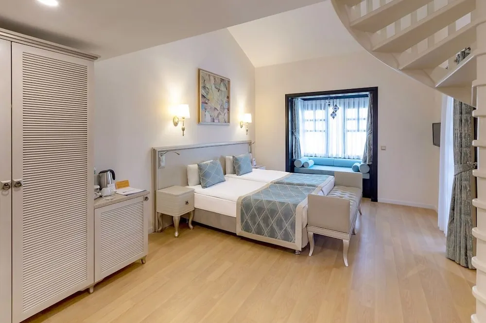Club Duplex Room With Spa Bath