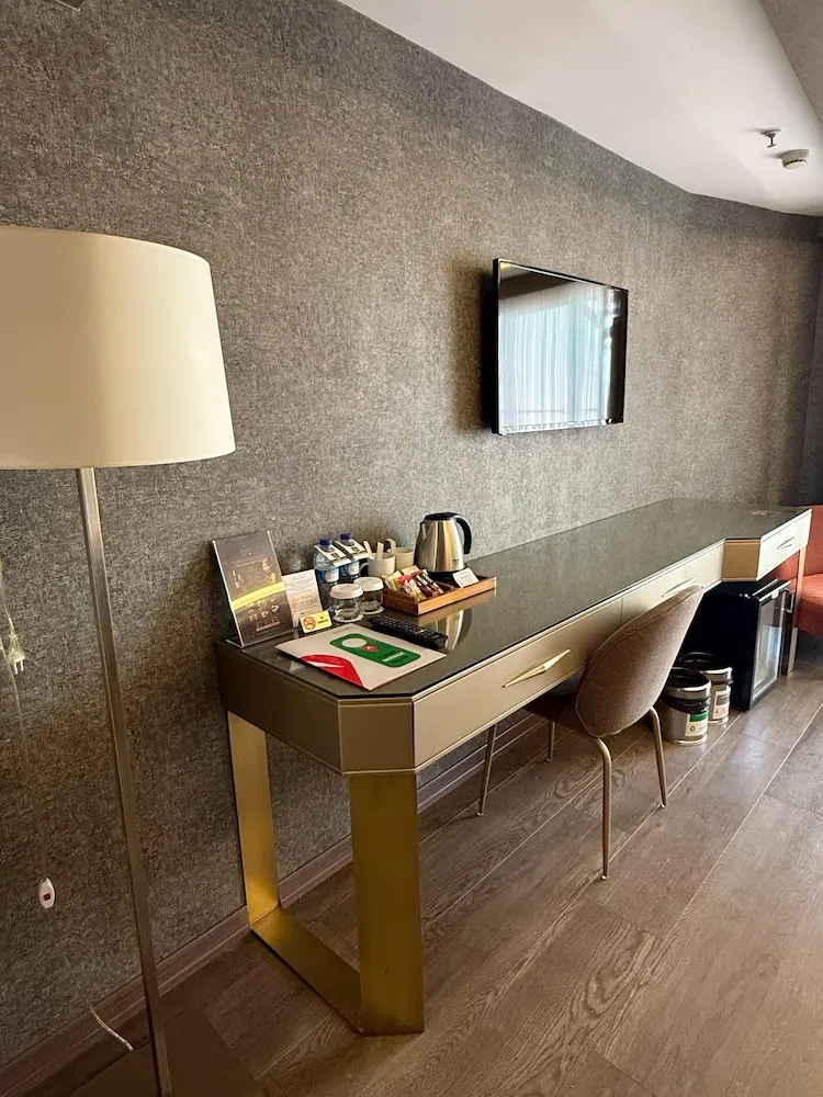 Standard Double Room with Inner View