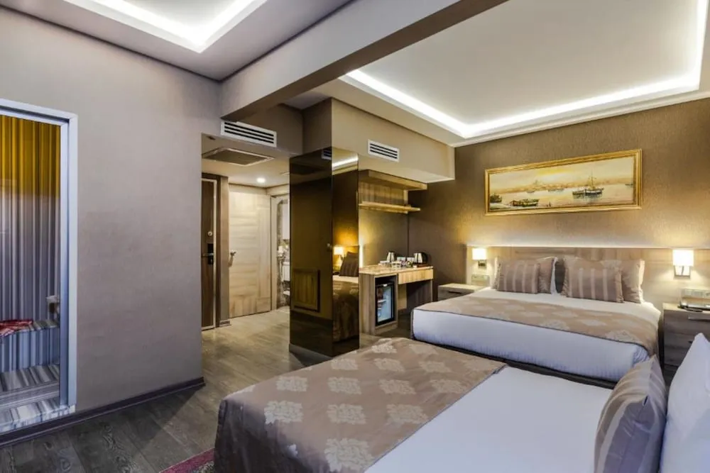 Superior Triple Room With Hammam