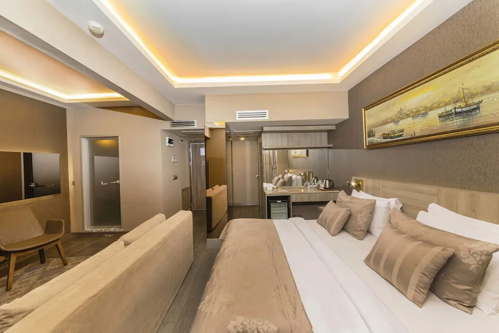 Superior Triple Room With Hammam