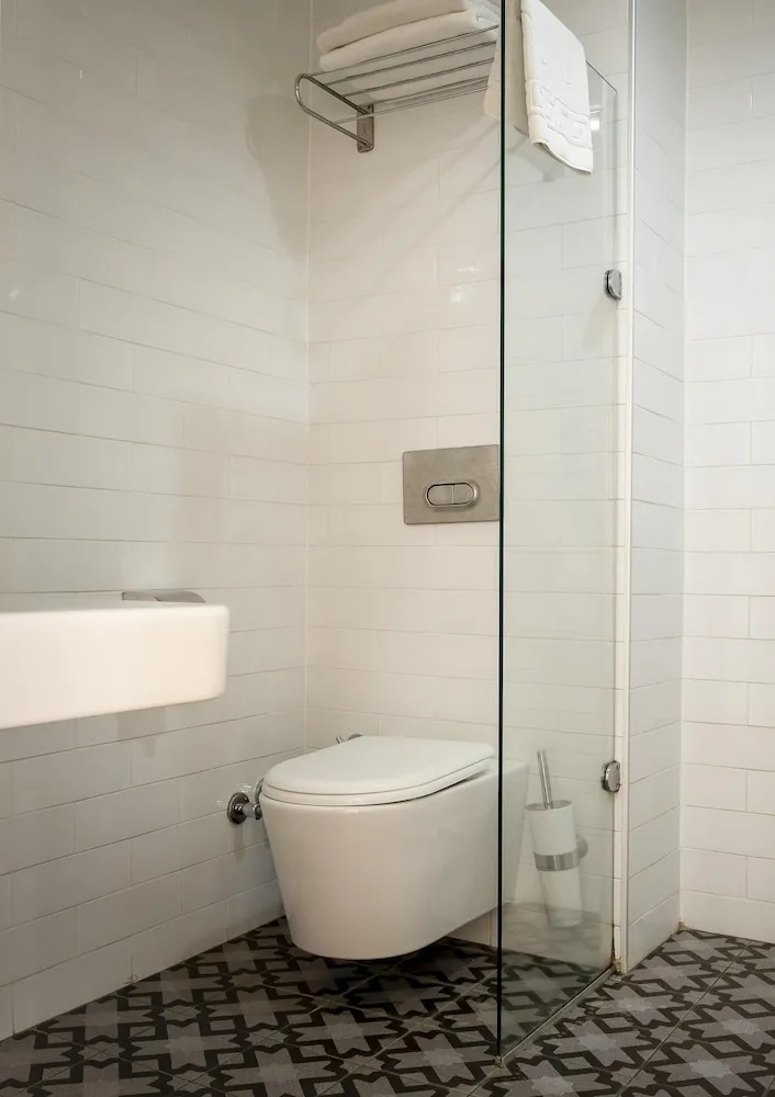 Standard Oda, Sigara İçilmez, Şehir Manzaralı