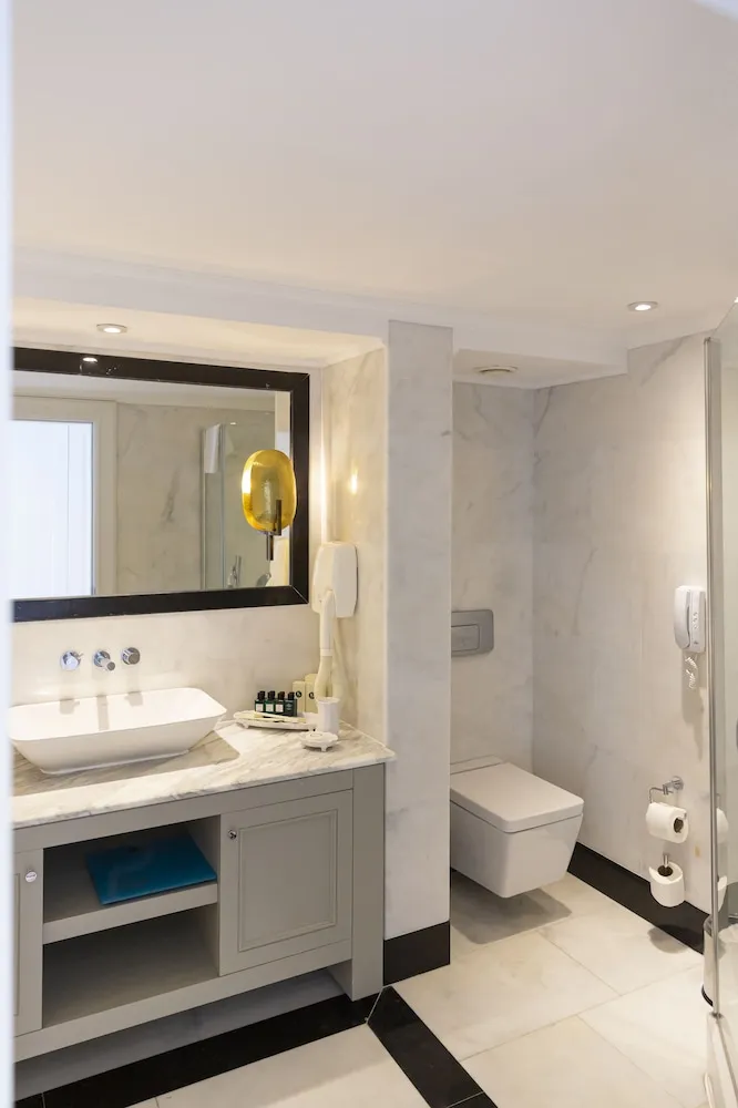 King Suite