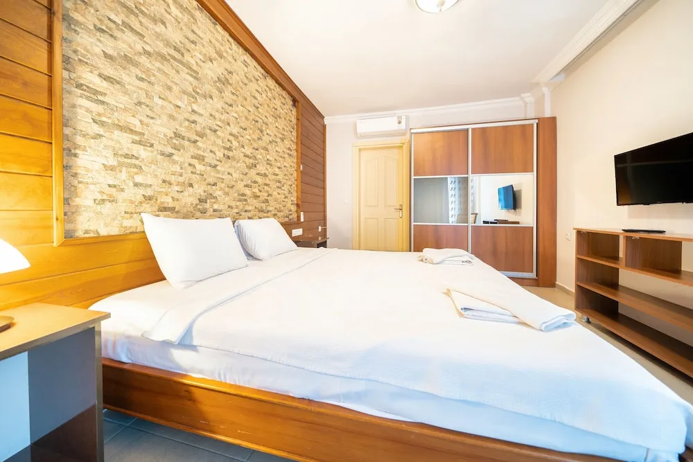 Double or Twin Room with Balcony