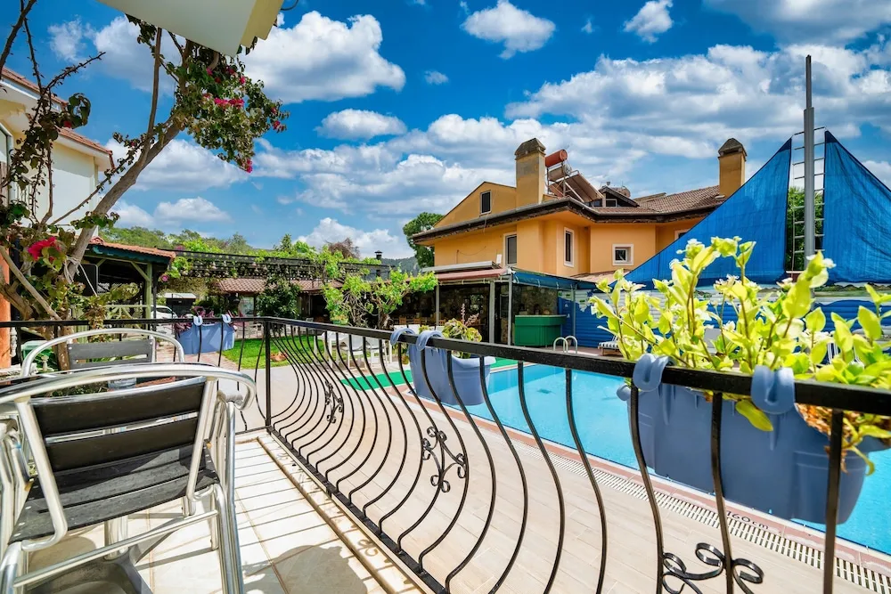 Double or Twin Room with Balcony