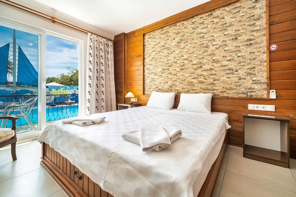 Double or Twin Room with Balcony
