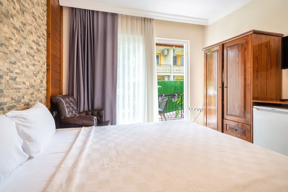 Double or Twin Room with Balcony