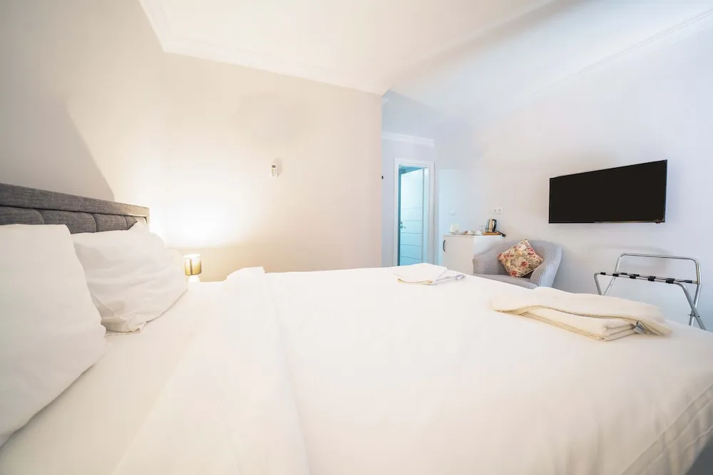 Superior Queen Room