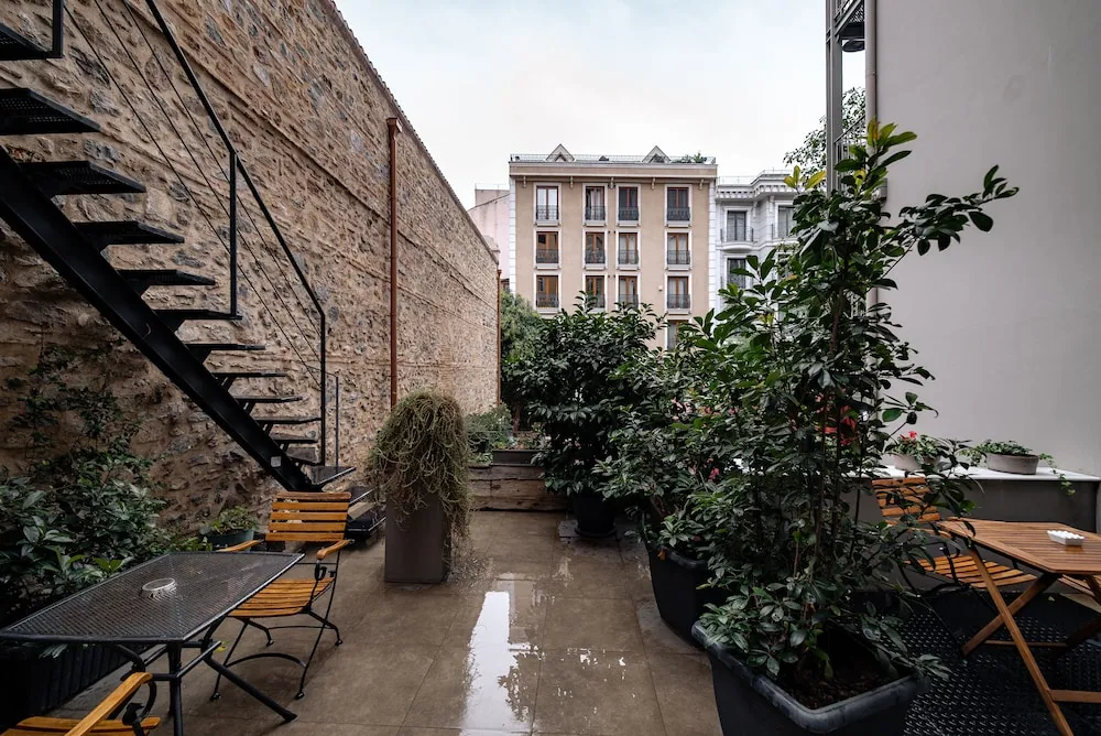 Basic Double or Twin Room, Additional Building (Stair Patio Room)