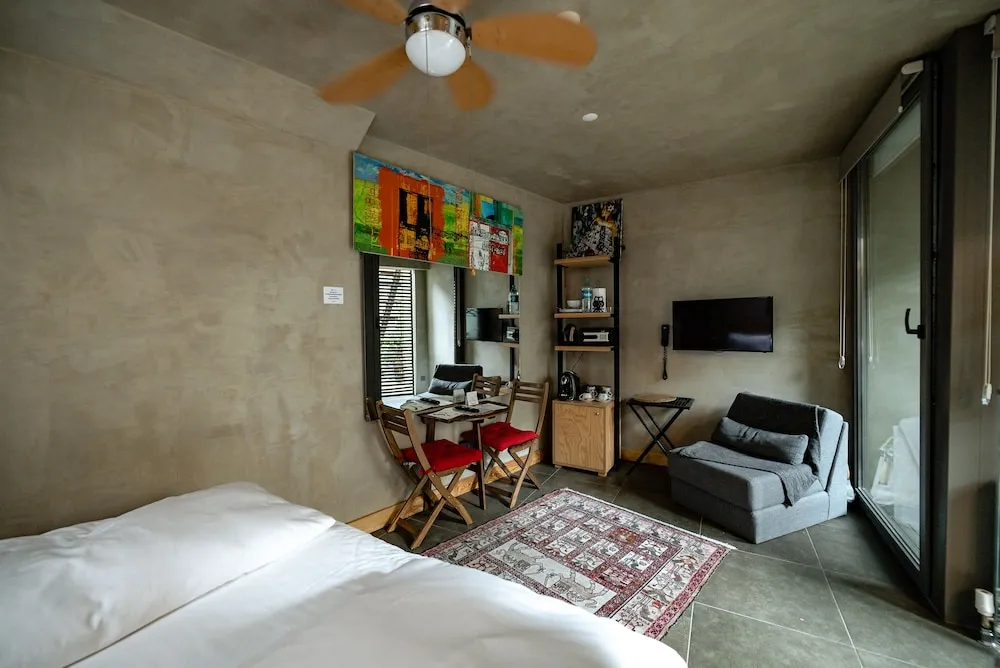 Basic Double or Twin Room, Additional Building (Stair Patio Room)