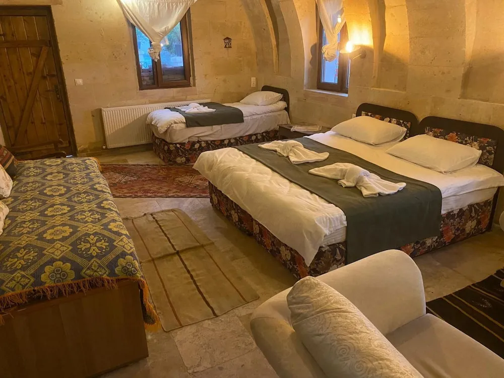 Comfort Oda, Birden Çok Yatak, Vadi Manzaralı