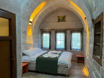 Yeşilöz Inn Cave Otel