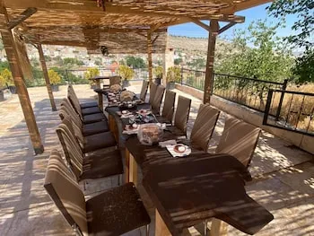 Yeşilöz Inn Cave Otel