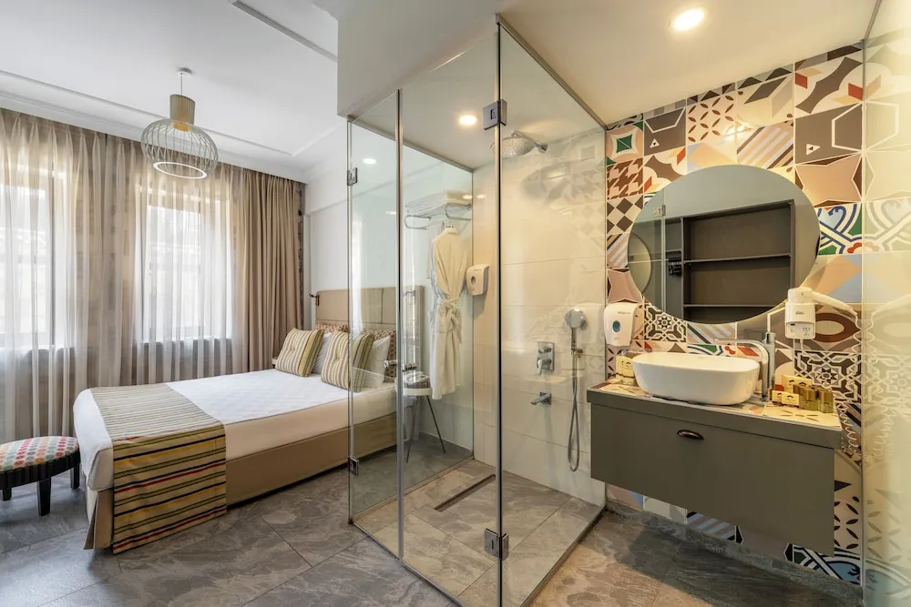 Fiore Anex Deluxe Room