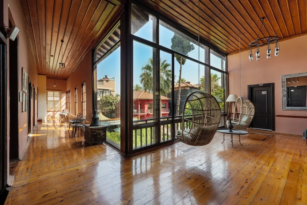 Ottoman Suite (Honeymoon Suite)