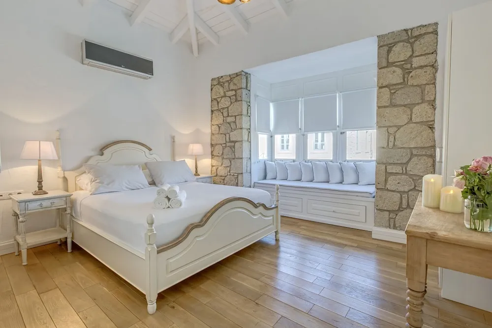 Superior Tek Büyük Yataklı Oda, Şehir Manzaralı