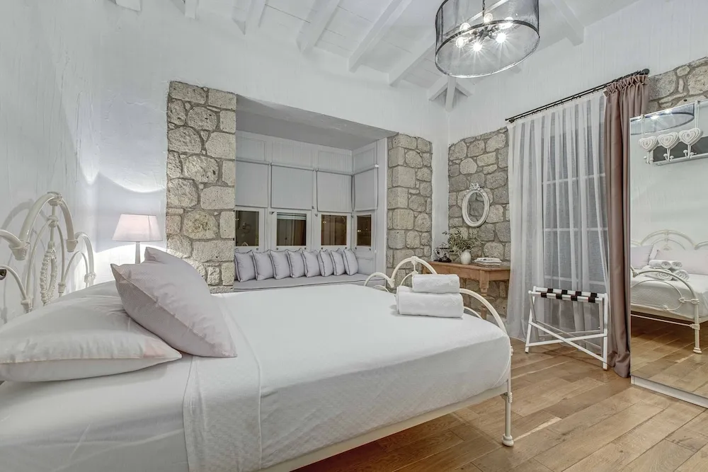 Tek Büyük Yataklı Oda, Şehir Manzaralı