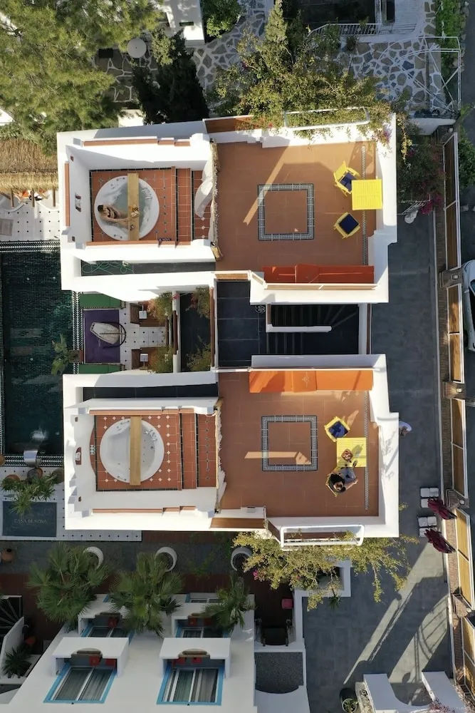 Honeymoon Tek Büyük Yataklı Oda