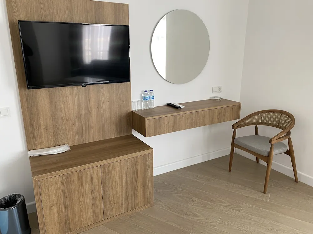 Deluxe Oda, 1 Çift Kişilik veya 2 Tek Kişilik Yatak, Balkon, Deniz Manzaralı