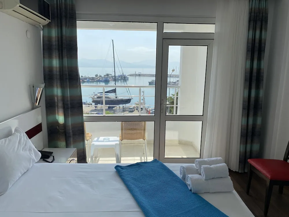 Standard Oda, 1 Çift Kişilik veya 2 Tek Kişilik Yatak, Balkon, Deniz Manzaralı