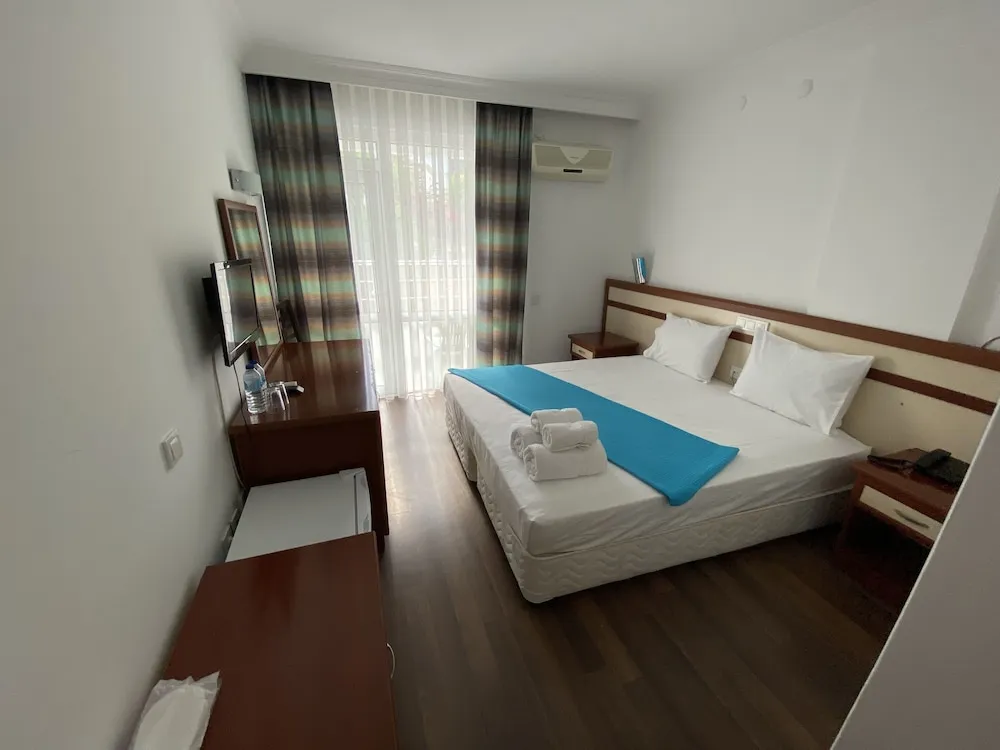 Standard Oda, 1 Çift Kişilik veya 2 Tek Kişilik Yatak, Balkon