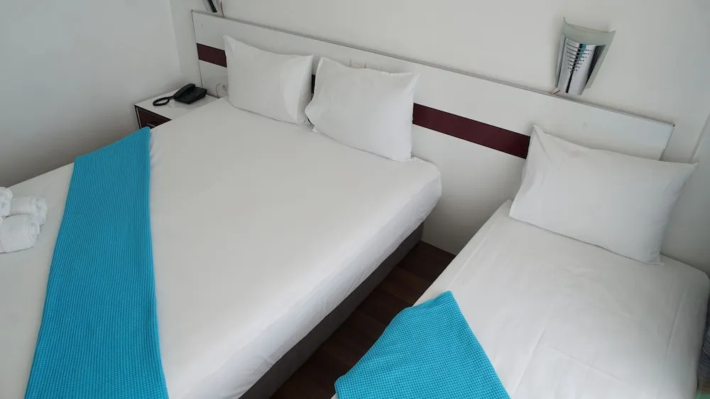 Standard Oda, 1 Çift Kişilik veya 2 Tek Kişilik Yatak, Balkon