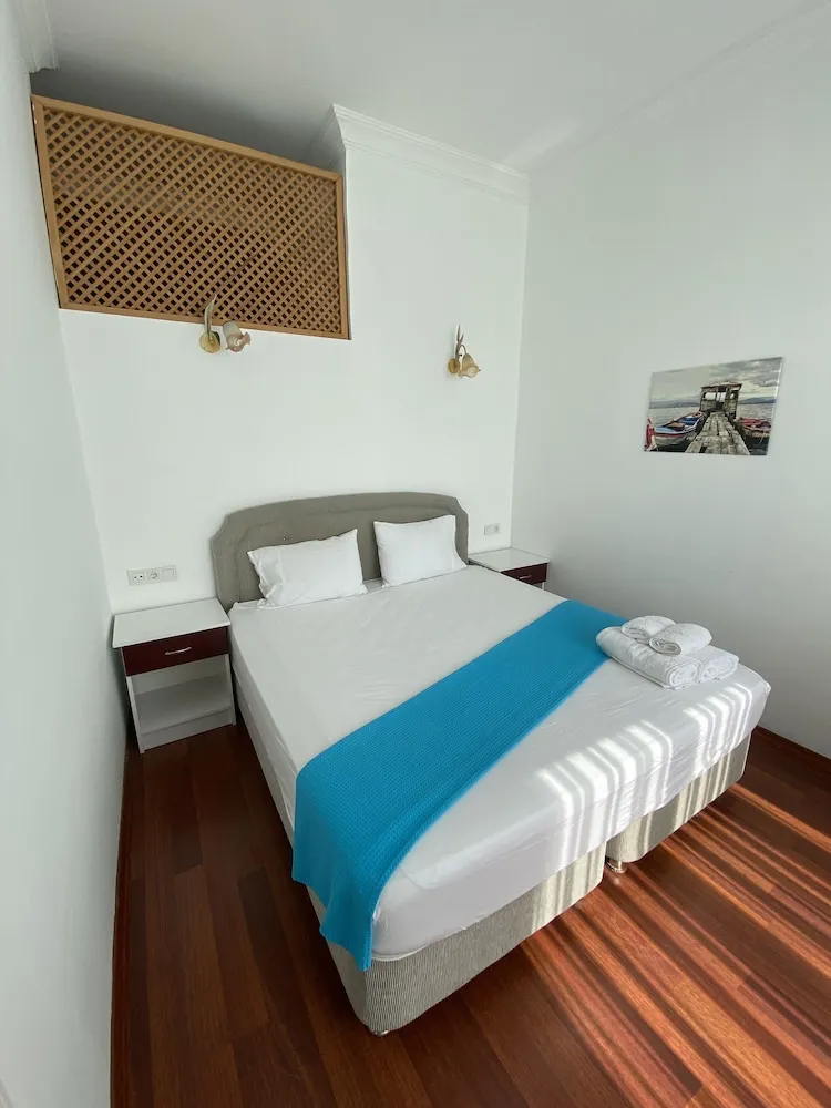 Standard Süit, 1 Yatak Odası, Balkon, Deniz Manzaralı