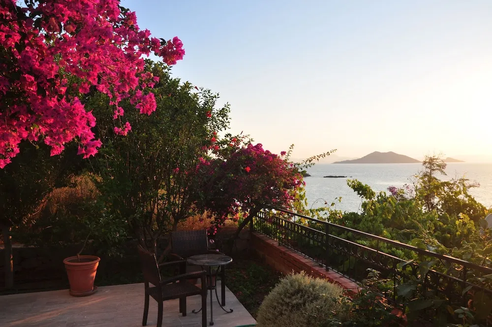 Standard Süit, 2 Yatak Odası, Deniz Manzaralı, Zemin Kat