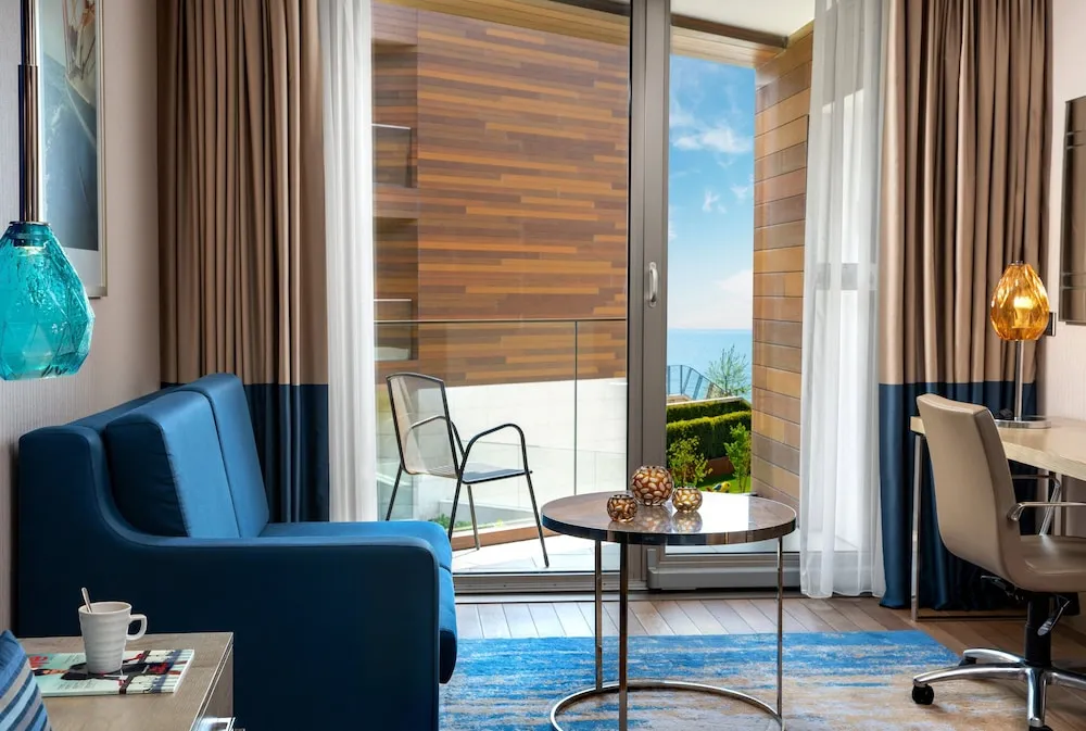 Premium Oda, Birden Çok Yatak, Deniz Manzaralı (Side Sea View)
