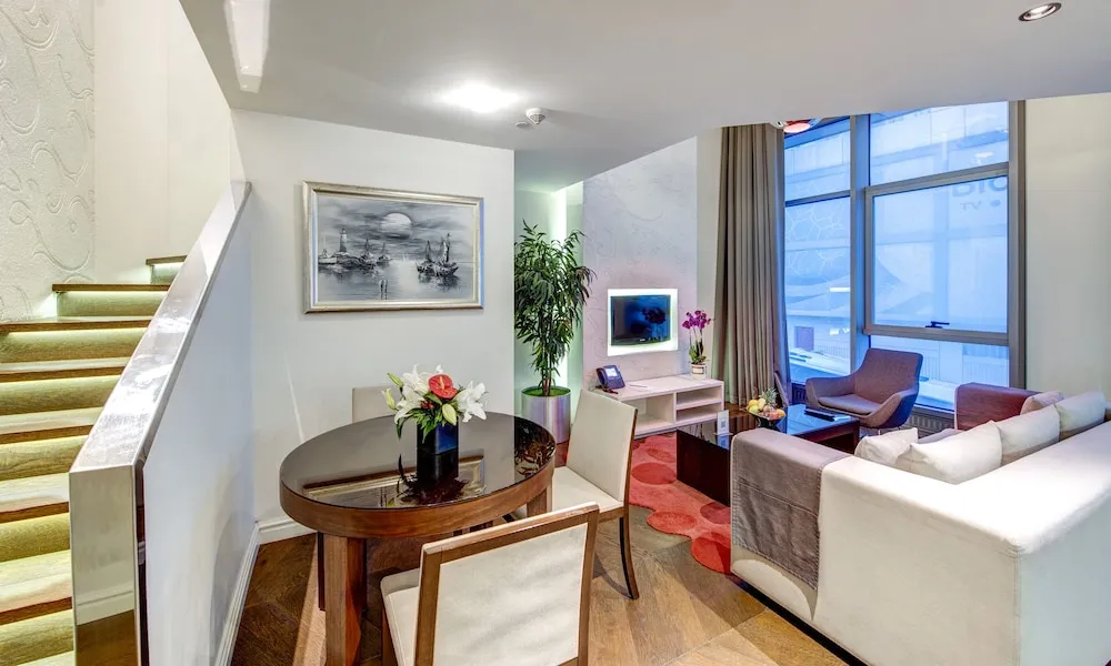 Duplex Superior Suite with Balcony