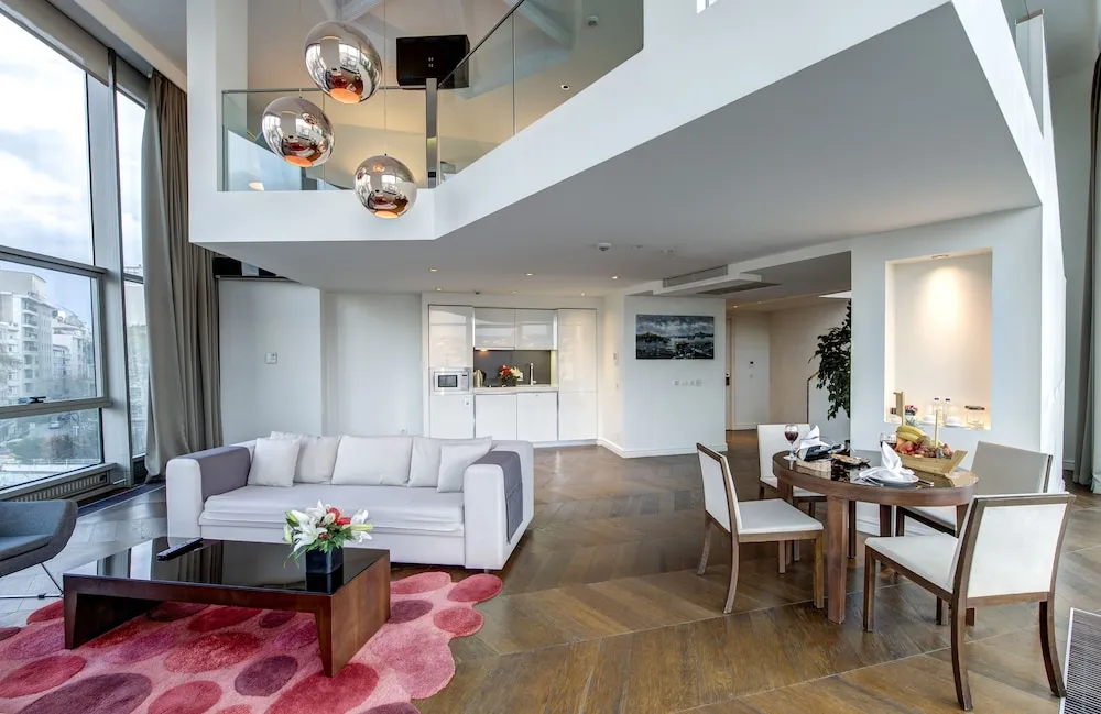 Duplex King Suite