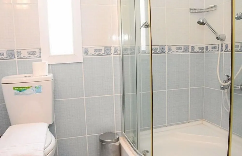 Standard Tek Büyük veya İki Ayrı Yataklı Oda, Teras, Deniz Manzaralı