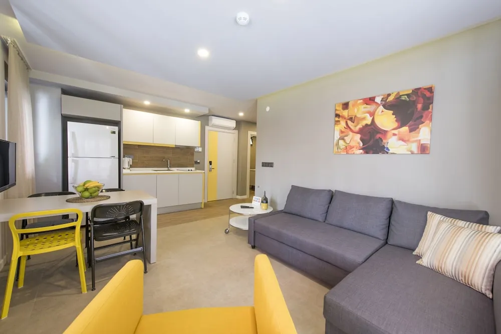 Garden Suite