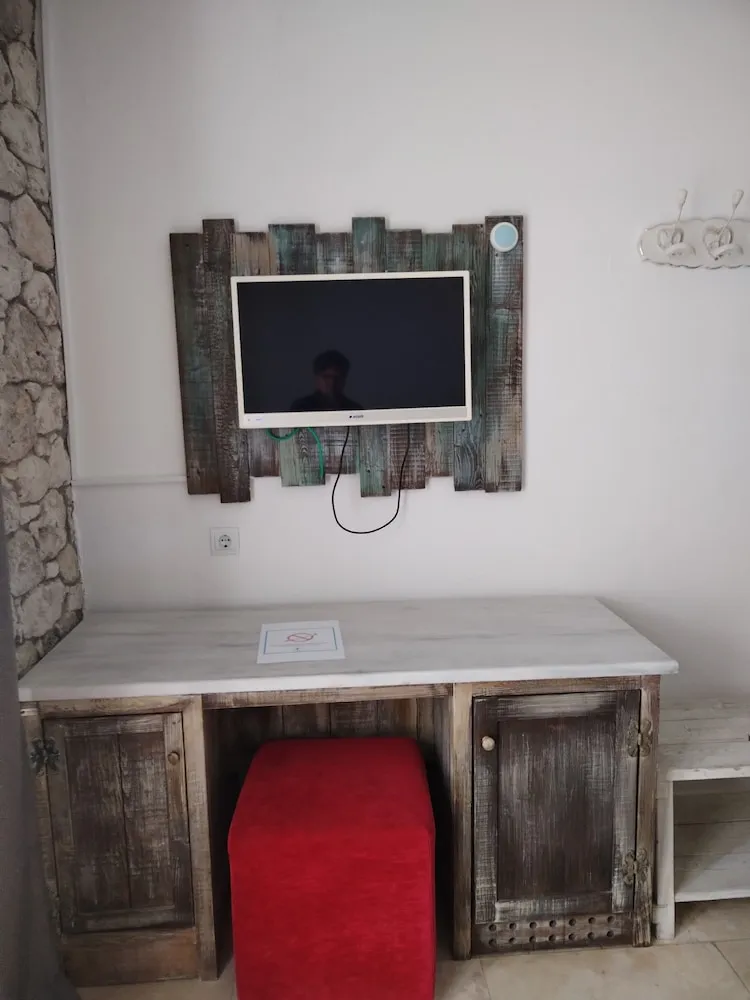 Classic Tek Büyük Yataklı Oda