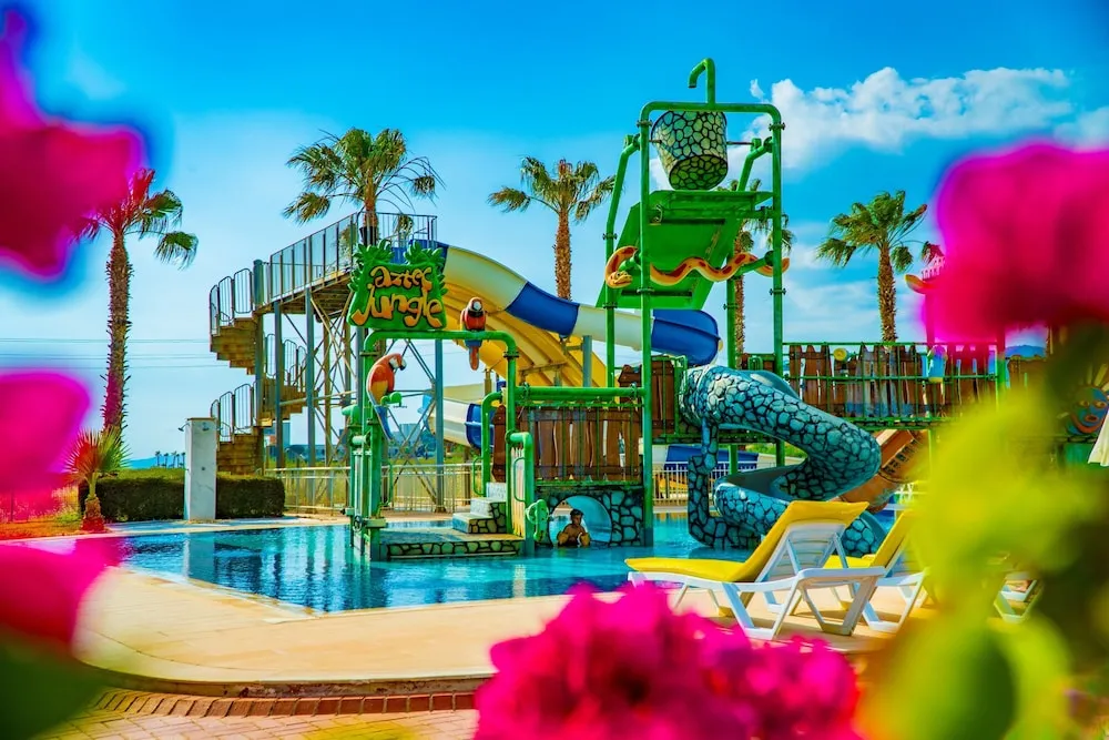 Karya Family Resort – All inclusive