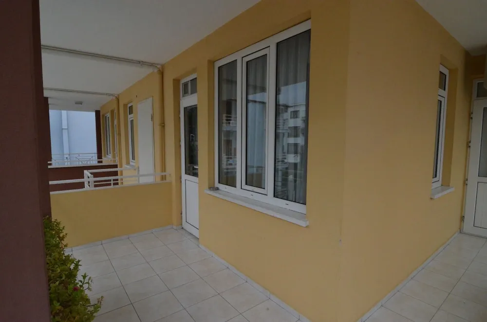 Standard Oda, Sigara İçilmez, Havuz Manzaralı