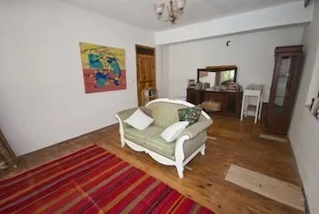 Jenny's House