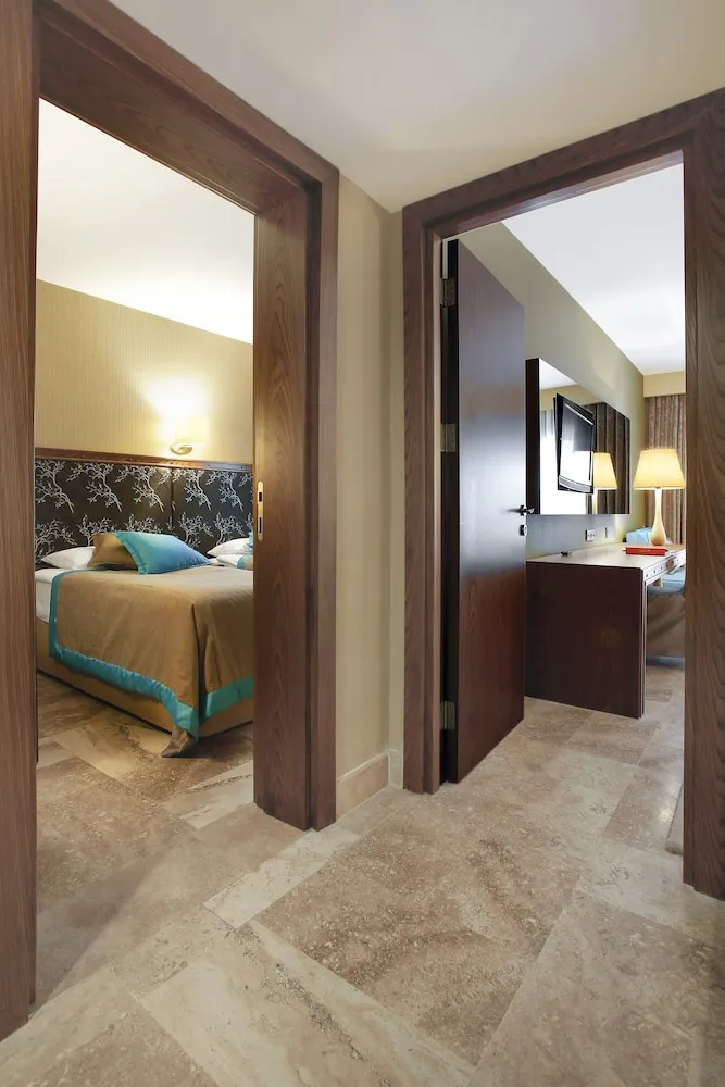 Family Oda (Superior Deluxe Family Room)