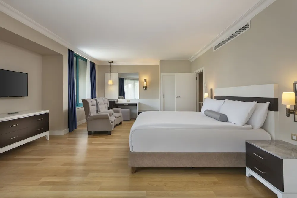 Lale Suite
