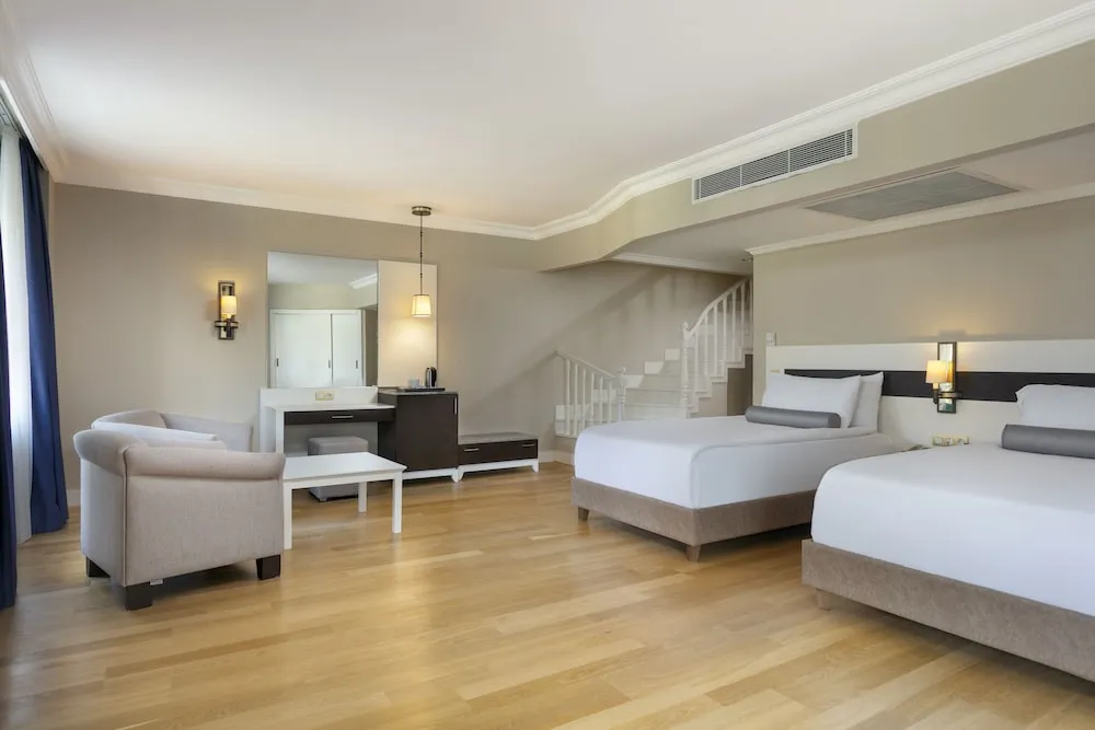 Lale Suite
