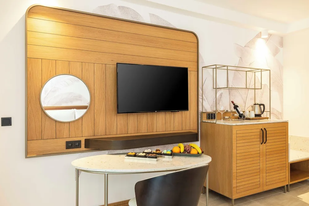 Deluxe Junior Suite