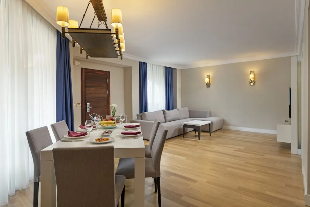 Garden Suite