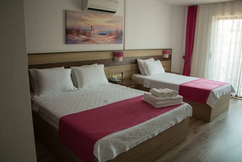 Standard Üç Kişilik Oda, 1 Yatak Odası, Deniz Manzaralı