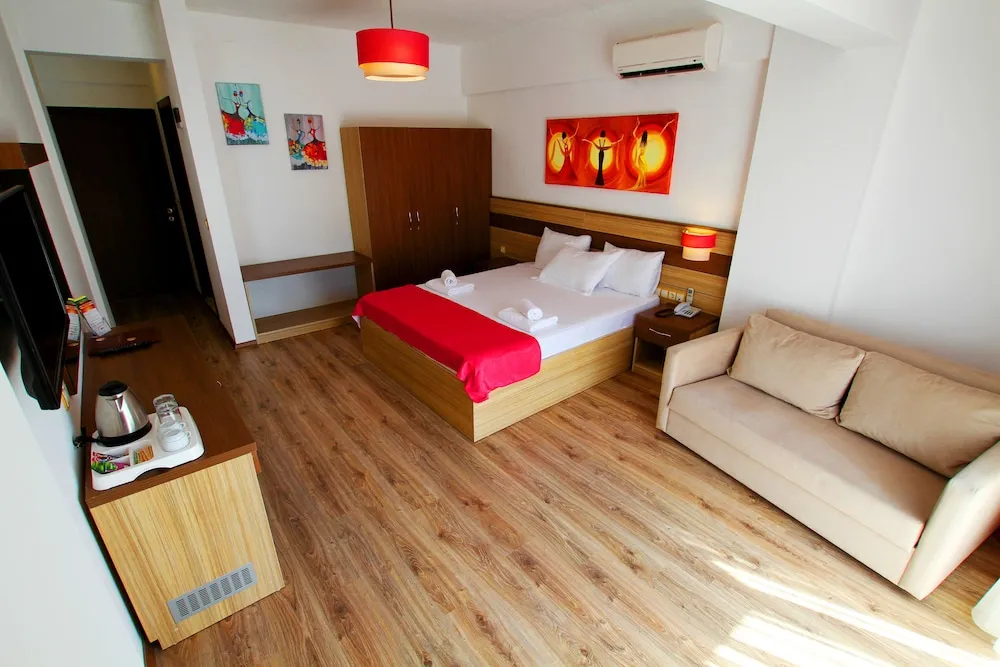 Eden Pyara Hotel Turunc