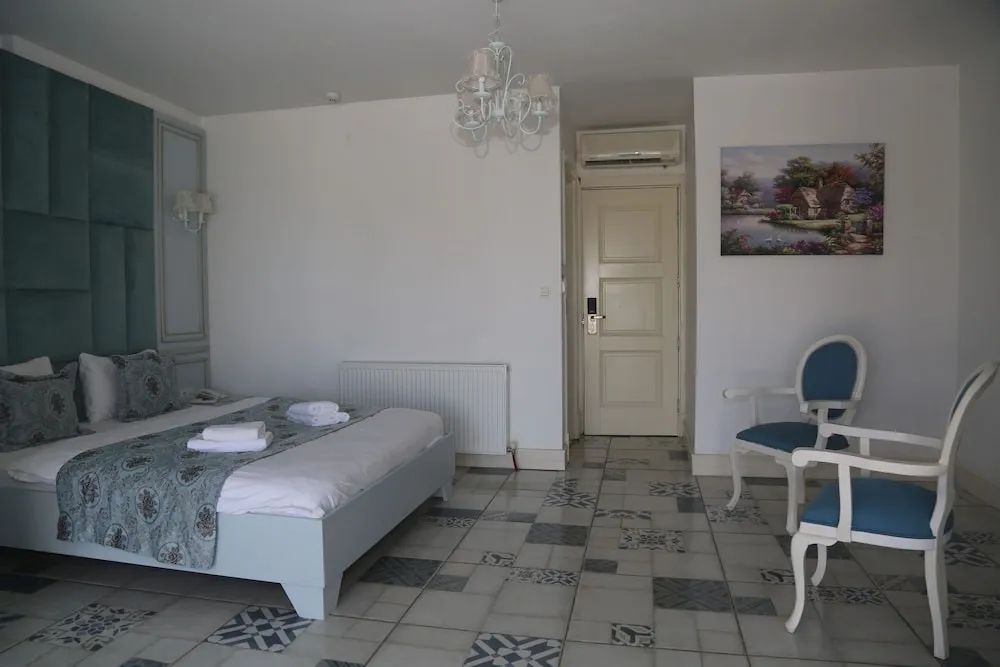 Oda, Sıcak Su Küveti, Deniz Manzaralı
