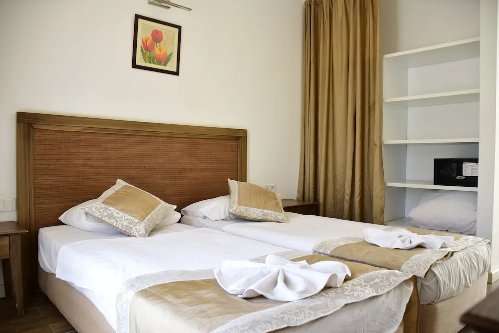 Standard Üç Kişilik Oda, 1 Yatak Odası, Sigara İçilebilir, Sauna