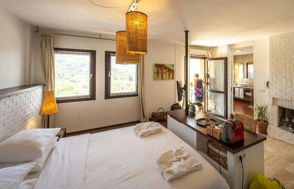 Passionate Room
