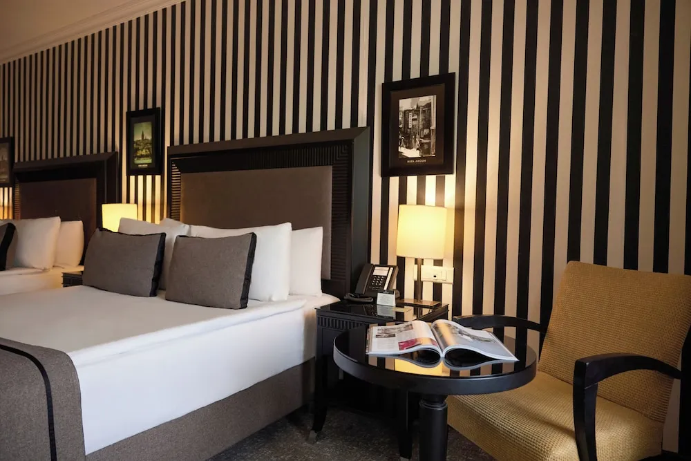 Deluxe Tek Büyük veya İki Ayrı Yataklı Oda, 1 Yatak Odası